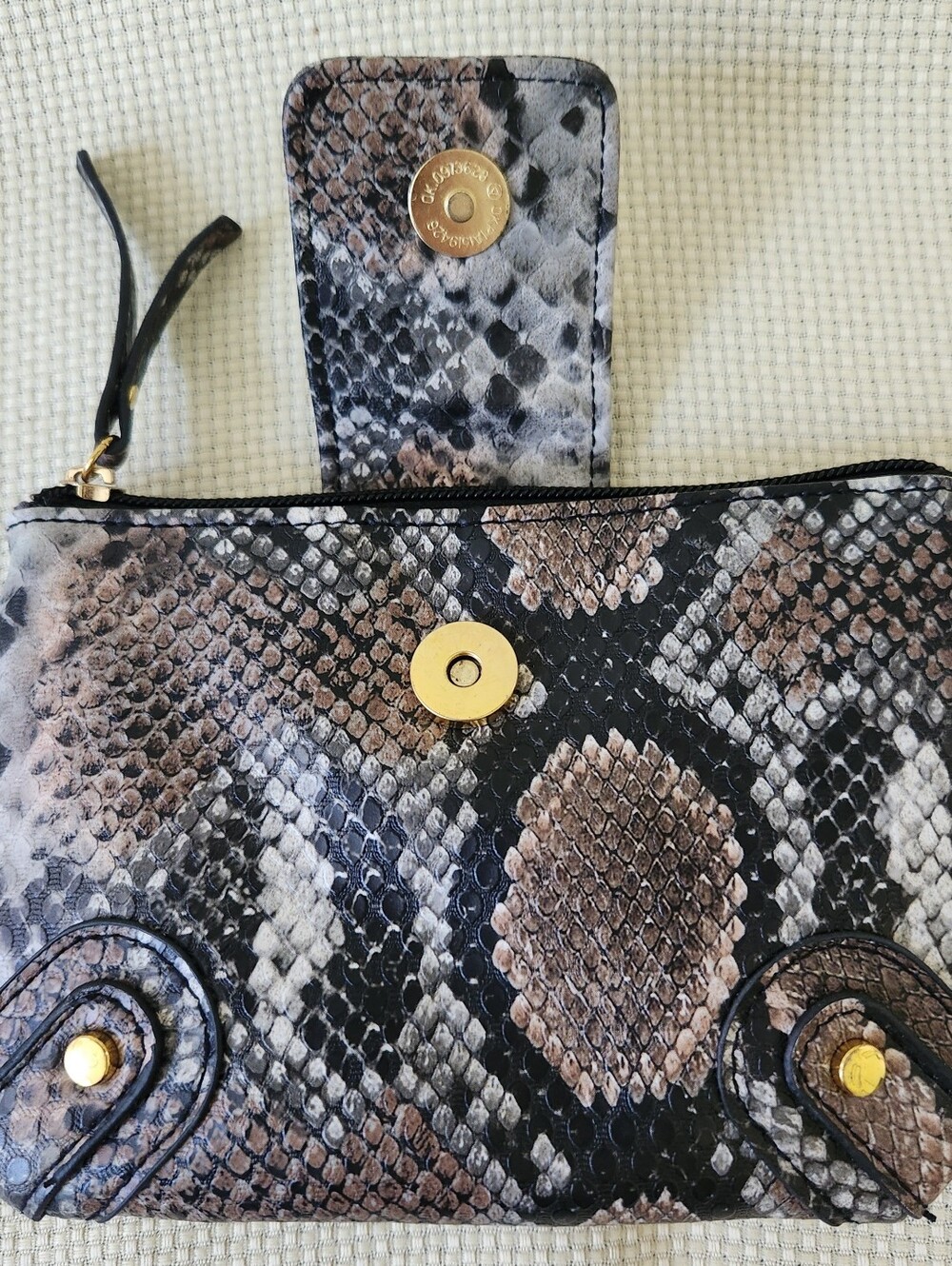 Nicole by Nicole Miller Faux Snakeskin Python Mini Crossbody Wallet Purse Bag - Picture 8 of 16